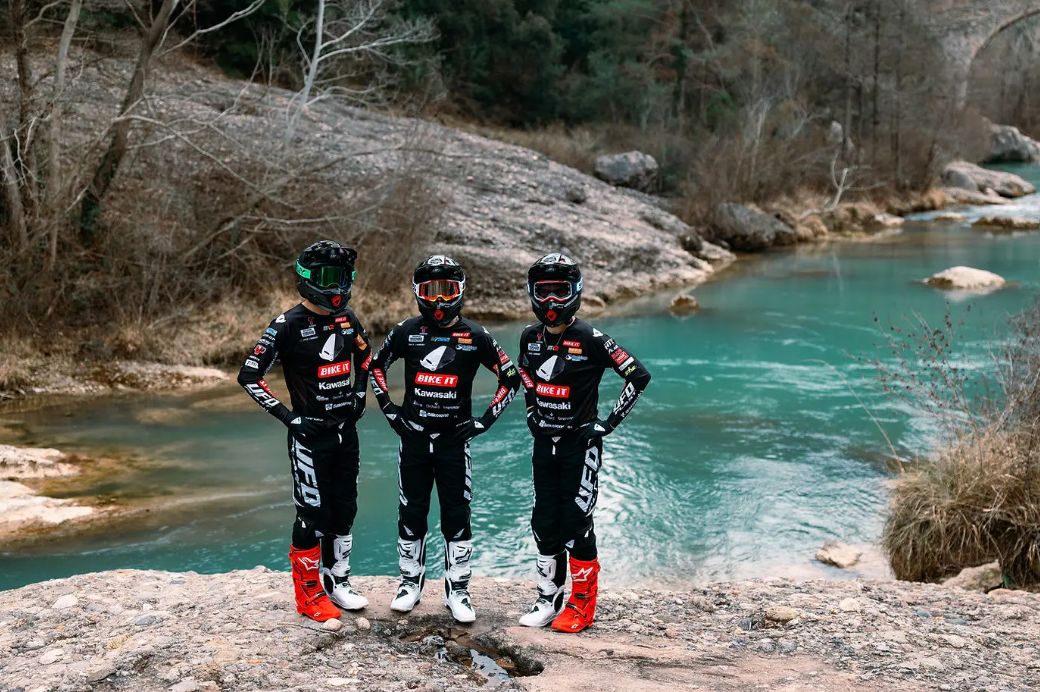 Dixon Racing Team Celebrates 10 Years of Partnership with Kawasaki in the 2024 FIM MXGP World Championship Series
